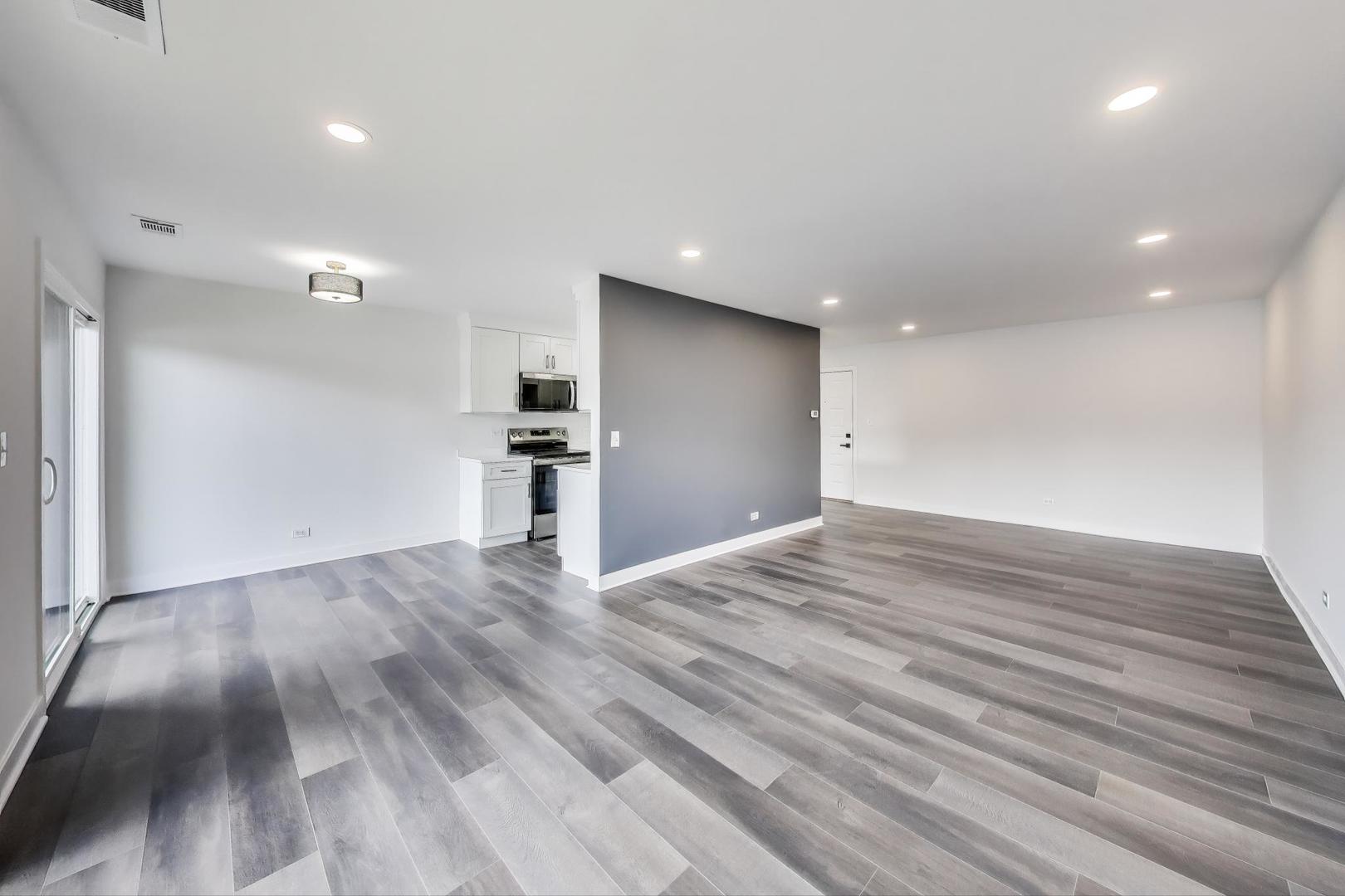 1400 N Elmhurst Road 106