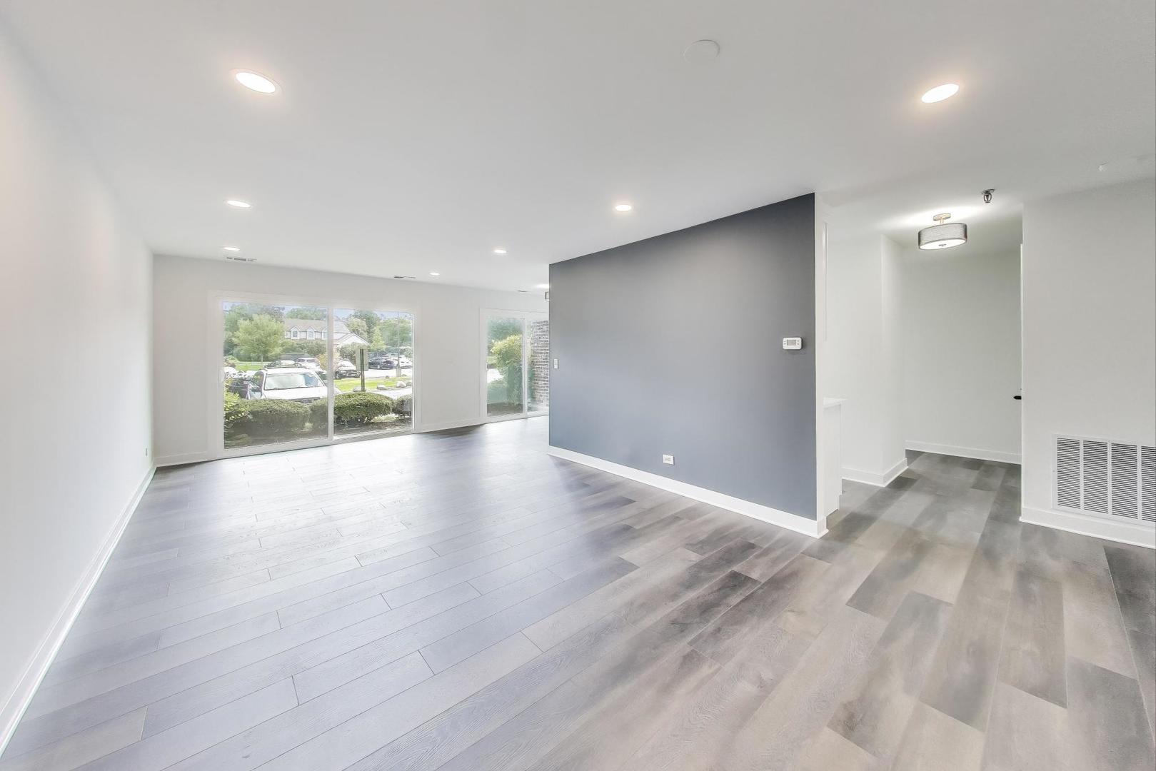 1400 N Elmhurst Road 106