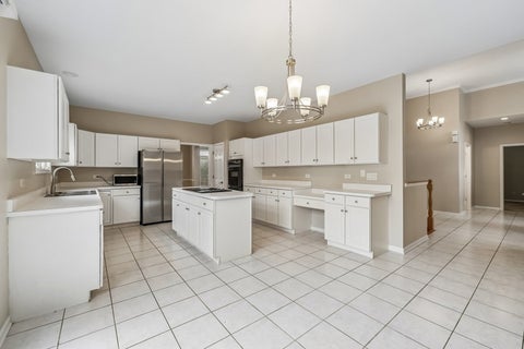 Tiny photo for 5 Middlesex Court, Lincolnshire, IL 60069 (MLS # 12668664)