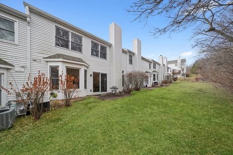 Tiny photo for 144 Spring Court N, Carpentersville, IL 60110 (MLS # 12505917)