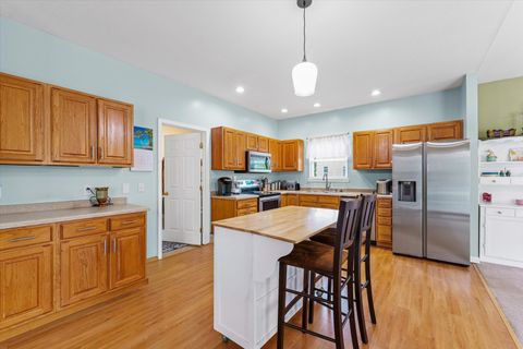 Tiny photo for 3004 Countrybend Lane, Champaign, IL 61822 (MLS # 12604797)