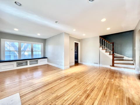 Tiny photo for 9210 S Trumbull Avenue, Evergreen Park, IL 60805 (MLS # 12661300)