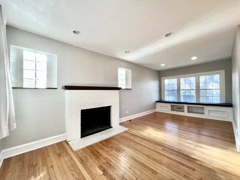 Tiny photo for 9210 S Trumbull Avenue, Evergreen Park, IL 60805 (MLS # 12661300)