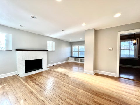 Tiny photo for 9210 S Trumbull Avenue, Evergreen Park, IL 60805 (MLS # 12661300)