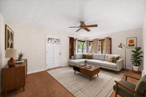 Tiny photo for 843 Spruce Street, Aurora, IL 60506 (MLS # 12776178)
