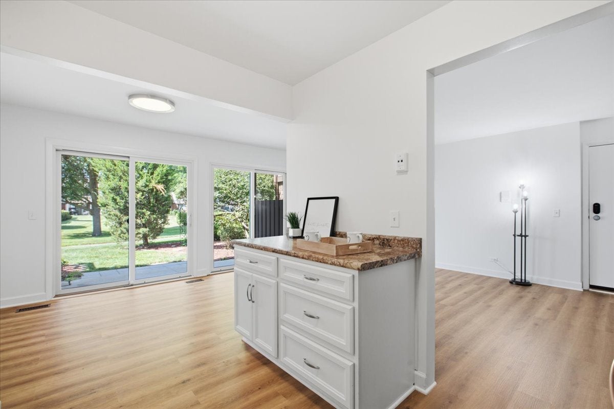 326 Woodbury Court C1