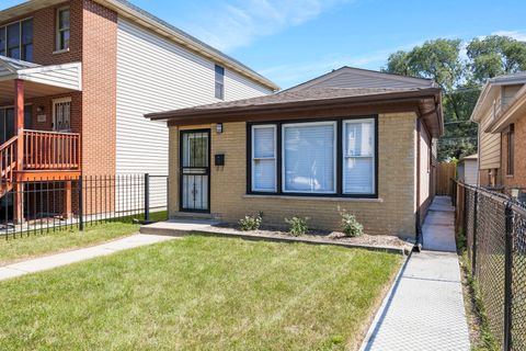 Tiny photo for 7109 S Dobson Avenue, Chicago, IL 60619 (MLS # 12469266)