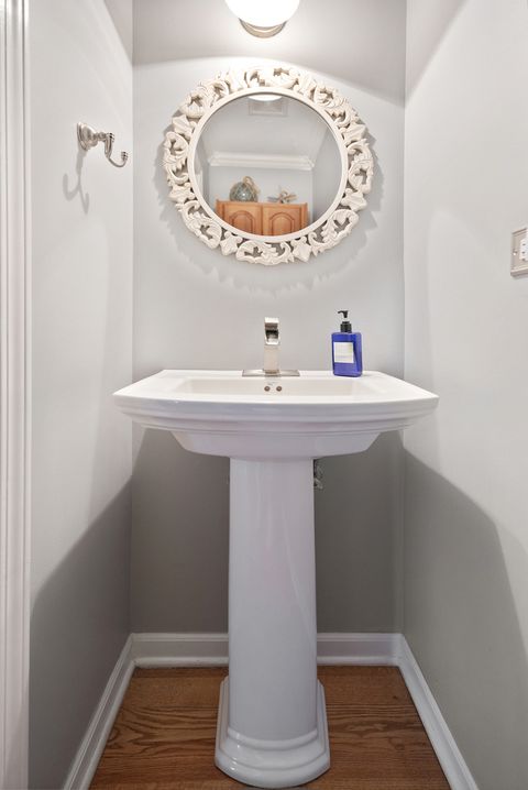 Tiny photo for 740 Fairview Lane, South Elgin, IL 60177 (MLS # 12520369)