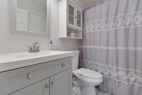 Tiny photo for 740 Fairview Lane, South Elgin, IL 60177 (MLS # 12520369)