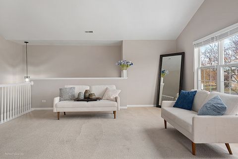 Tiny photo for 2244 S LINCOLN Street #312, Lombard, IL 60148 (MLS # 12508441)