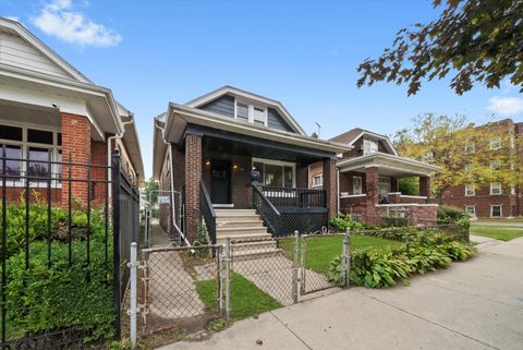 Tiny photo for 7955 S Colfax Avenue, Chicago, IL 60617 (MLS # 12495776)