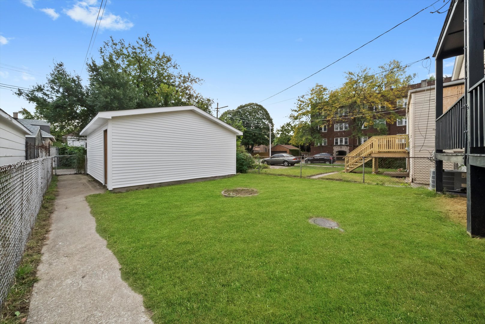 Chicago, Illinois 60617, United States, 5 Bedrooms Bedrooms, ,3 BathroomsBathrooms,Residential,Active,232194