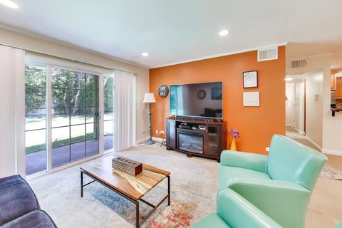 Tiny photo for 1101 Pleasant Run Drive #1006, Wheeling, IL 60090 (MLS # 12653180)
