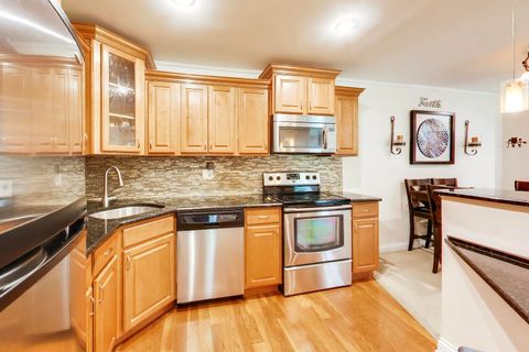 Tiny photo for 1101 Pleasant Run Drive #1006, Wheeling, IL 60090 (MLS # 12653180)