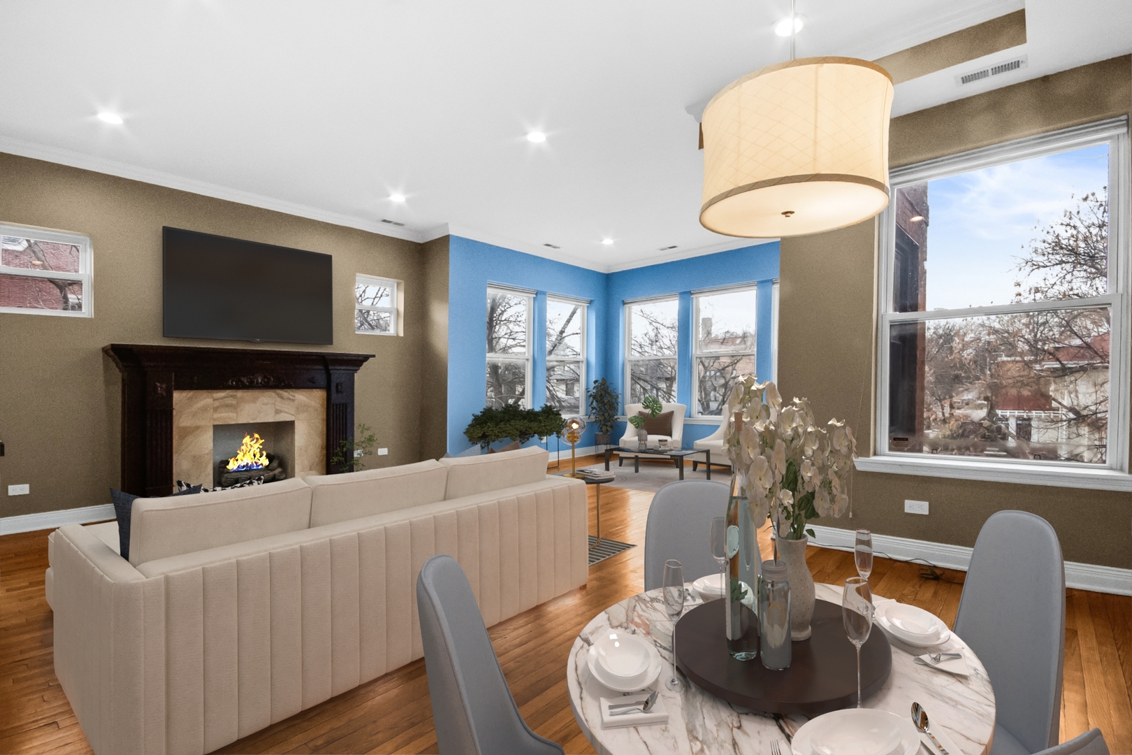 6701 N Bosworth Avenue B2