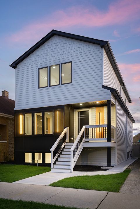 5218 N Liano Avenue Chicago IL 60630