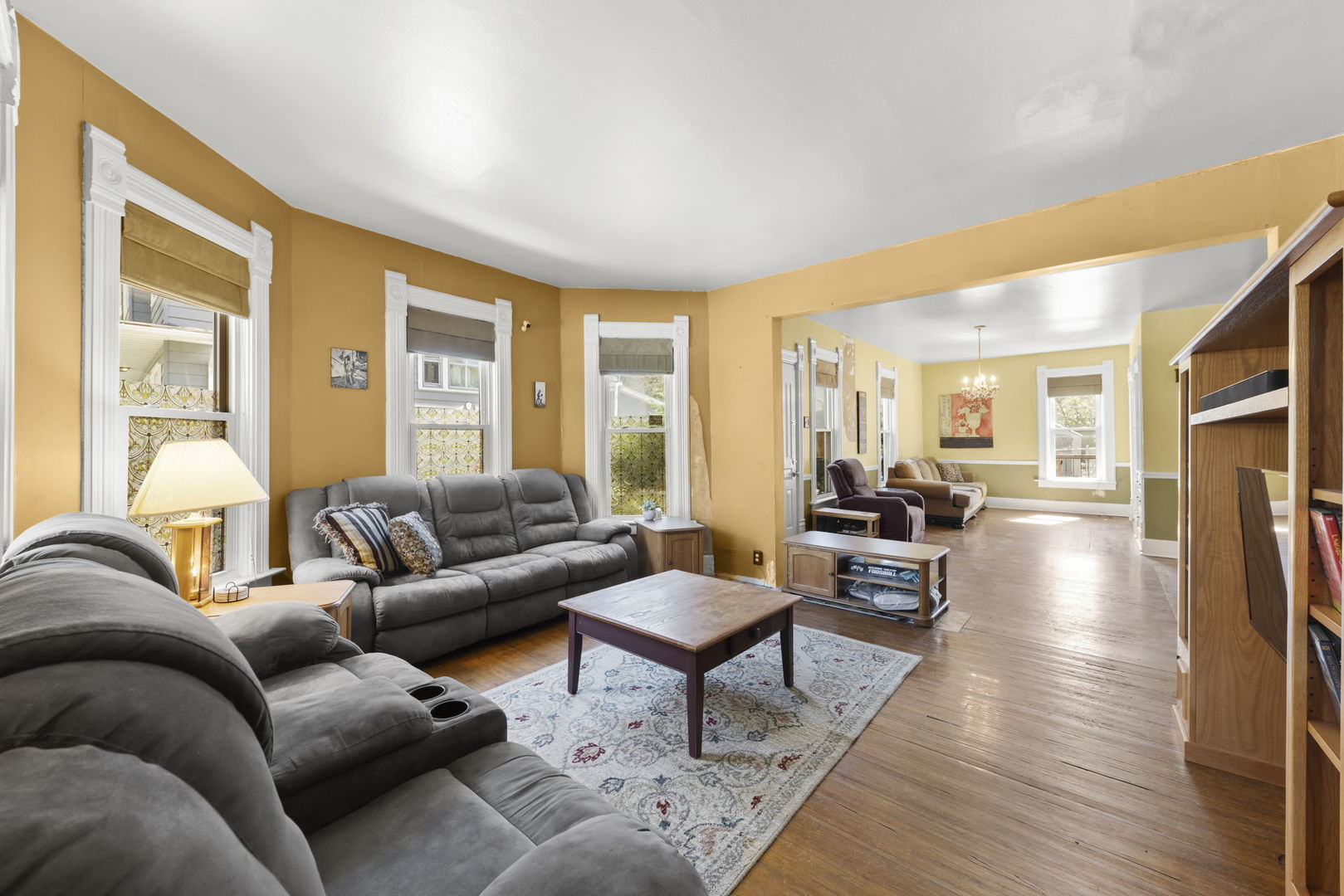 208 W Locust Street