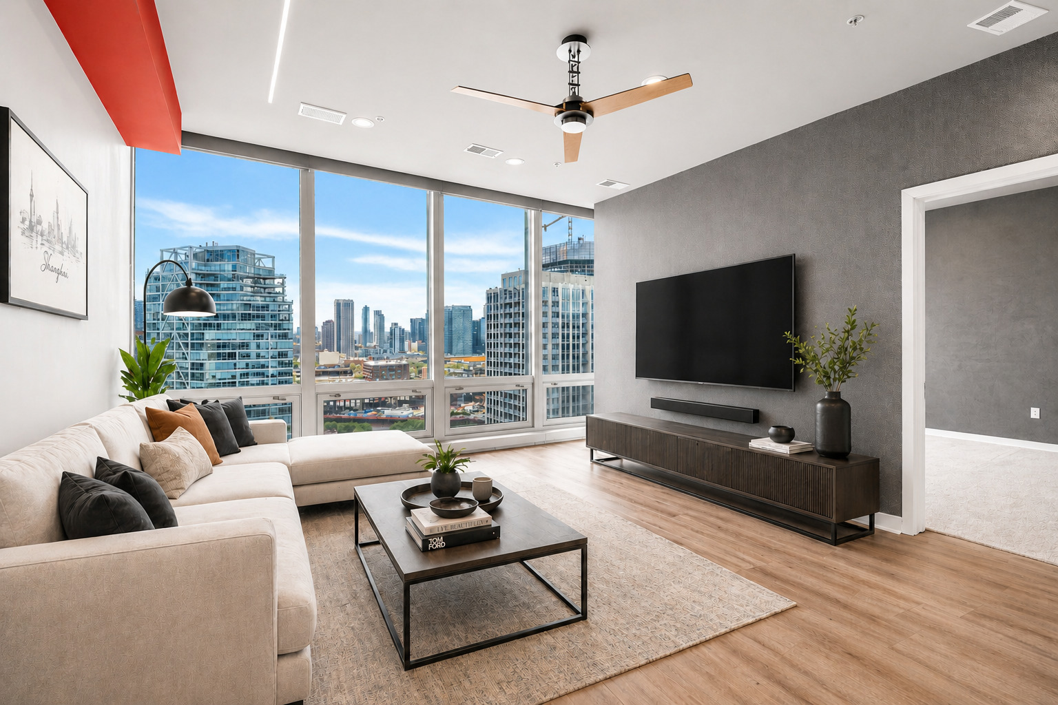 500 W Superior Street 1509