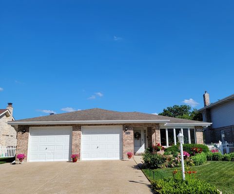 Photo of 17213 Arrowhead Trce, Oak Forest, IL 60452 (MLS # 12496511)
