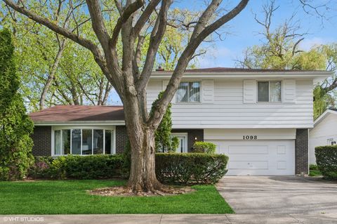 1093 Bob O Link Road Highland Park IL 60035