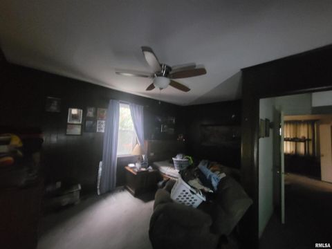 Tiny photo for 905 W MONROE Street, Herrin, IL 62948 (MLS # EB460571)