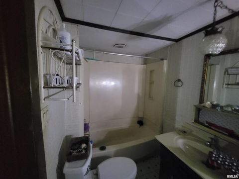 Tiny photo for 905 W MONROE Street, Herrin, IL 62948 (MLS # EB460571)