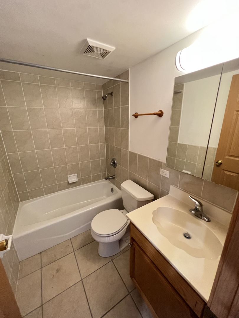 231 W 18th Street 5B