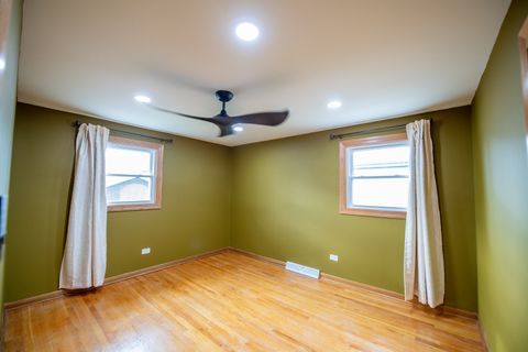 Tiny photo for 9342 Austin Avenue, Oak Lawn, IL 60453 (MLS # 12609714)