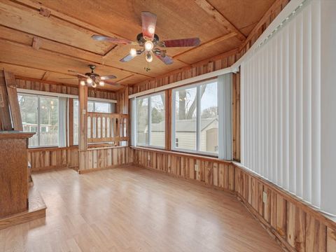 Tiny photo for 4220 18th Avenue, Moline, IL 61265 (MLS # 12587453)