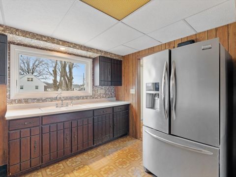 Tiny photo for 4220 18th Avenue, Moline, IL 61265 (MLS # 12587453)