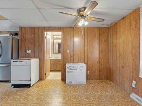 Tiny photo for 4220 18th Avenue, Moline, IL 61265 (MLS # 12587453)