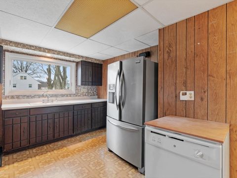 Tiny photo for 4220 18th Avenue, Moline, IL 61265 (MLS # 12587453)