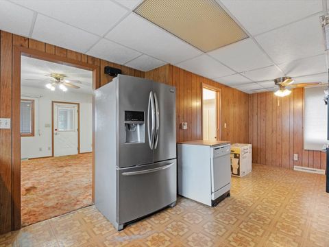 Tiny photo for 4220 18th Avenue, Moline, IL 61265 (MLS # 12587453)