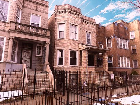 Photo of 4415 W Monroe Street, Chicago, IL 60624 (MLS # 12582625)