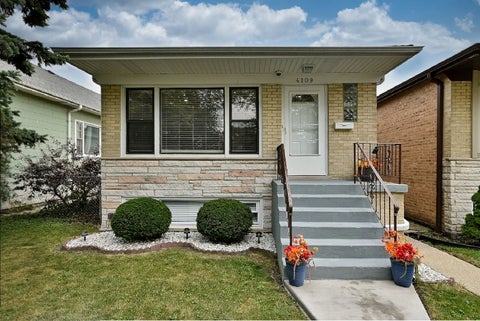 Photo of 4109 N Menard Avenue, Chicago, IL 60634 (MLS # 12759457)