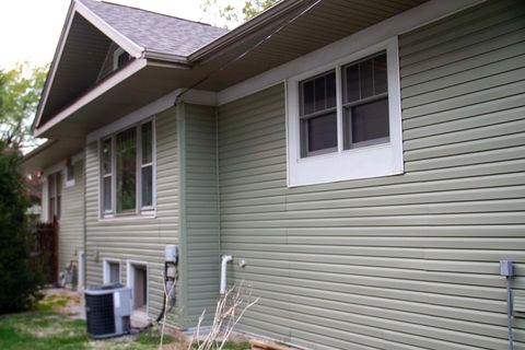 Tiny photo for 510 N Raynor Avenue, Joliet, IL 60435 (MLS # 12352453)