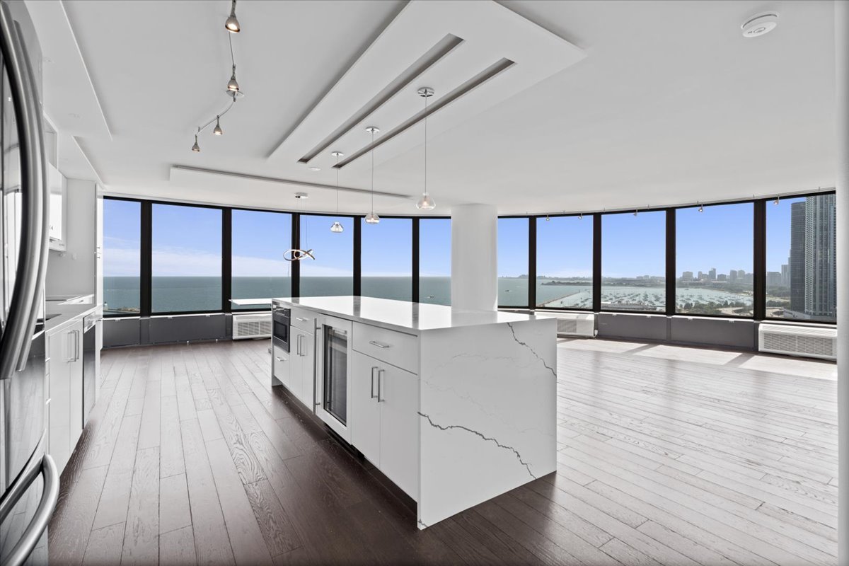 505 N Lake Shore Drive 2010-2011