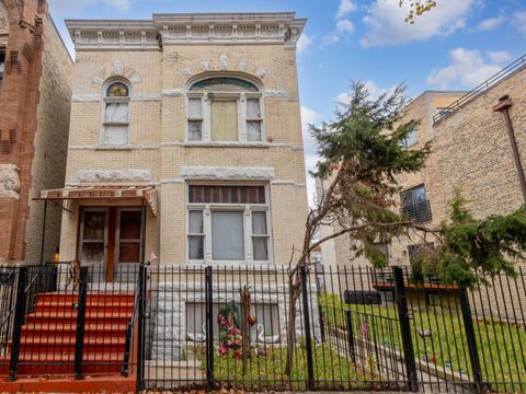 1351 N Campbell Avenue Chicago IL 60622