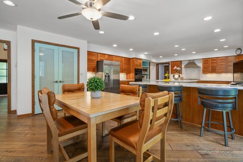 Tiny photo for 222 W Old Mill Road, Lake Forest, IL 60045 (MLS # 12725059)