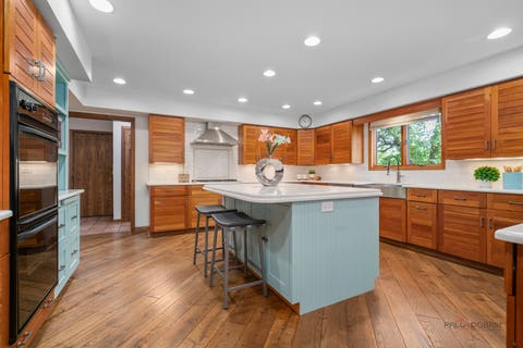 Tiny photo for 222 W Old Mill Road, Lake Forest, IL 60045 (MLS # 12725059)