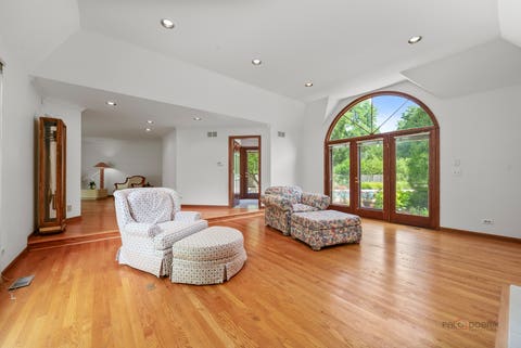 Tiny photo for 222 W Old Mill Road, Lake Forest, IL 60045 (MLS # 12725059)