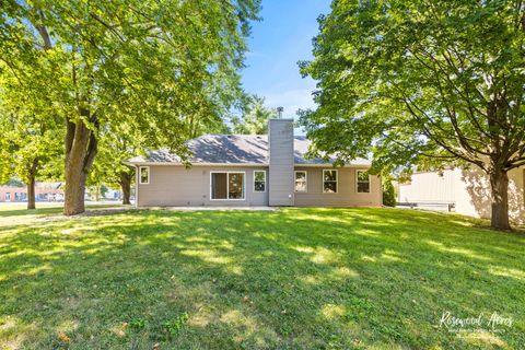 Tiny photo for 187 E Water Street, Kankakee, IL 60901 (MLS # 12461648)