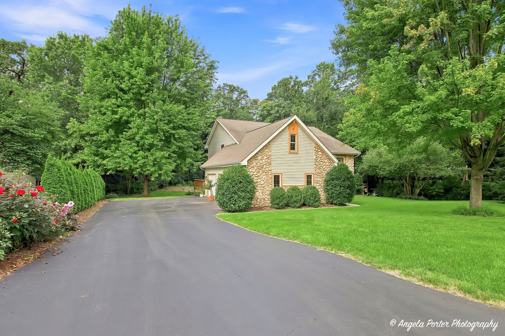 3425 Burr Oak Lane