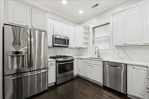 Tiny photo for 1931 N Damen Avenue #2S, Chicago, IL 60647 (MLS # 12477605)