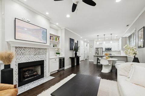 Tiny photo for 1931 N Damen Avenue #2S, Chicago, IL 60647 (MLS # 12477605)