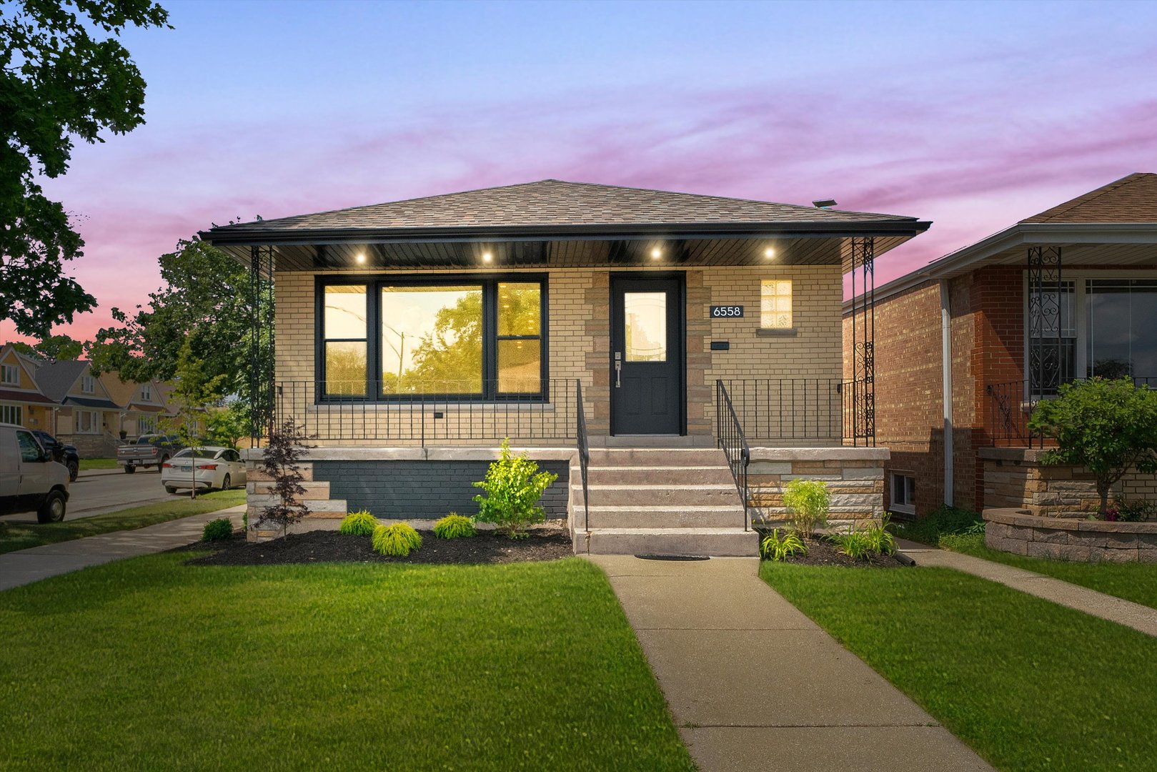 6558 W 60th Place