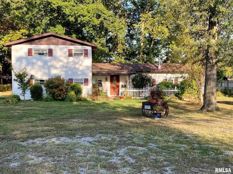 Photo of 3526 Kendale Acres Road, Tamaroa, IL 62888 (MLS # EB460357)