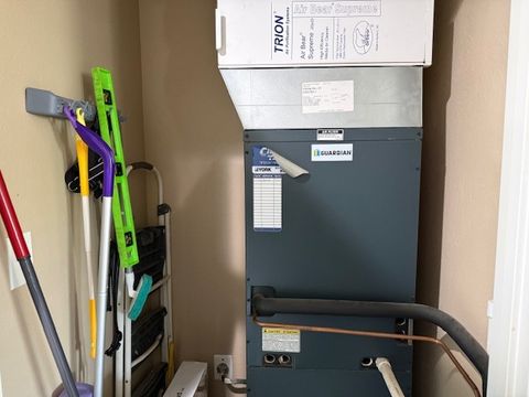 Tiny photo for 911 E Stotlar Street, Herrin, IL 62848 (MLS # 12605076)