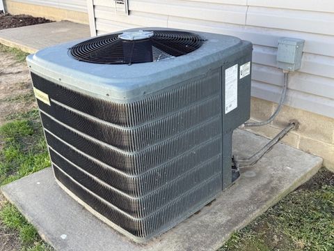 Tiny photo for 911 E Stotlar Street, Herrin, IL 62848 (MLS # 12605076)