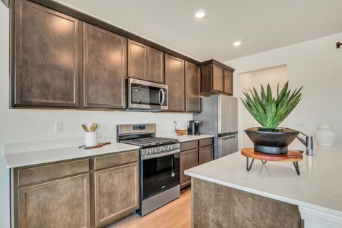 Tiny photo for 511 Adirondack Court, Joliet, IL 60436 (MLS # 12639497)
